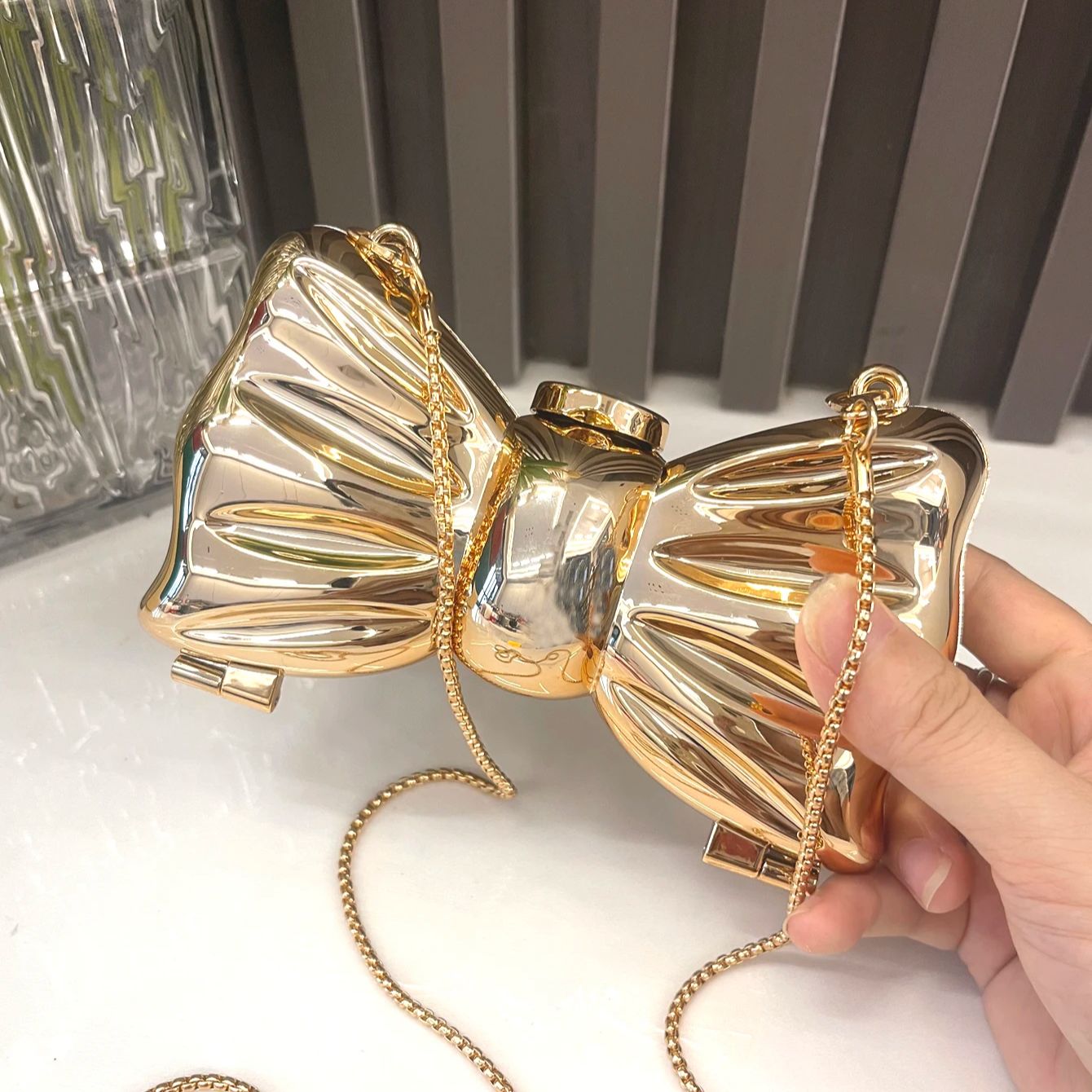 Golden กระเป๋ากระเป๋าและกระเป๋ - Wedding Vendor บทวิจารณ์และราคา